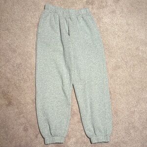 Brandy Melville sweats